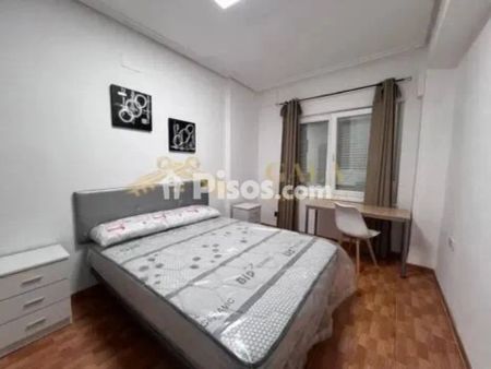Piso en alquiler en Casco Antiguo - Photo 3