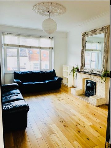 3 Bed Maisonette, Cavendish Road, N4 - Photo 2