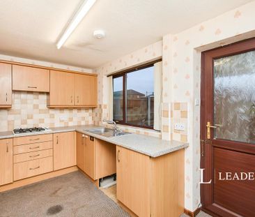 2 bedroom terraced house to rent - Photo 1