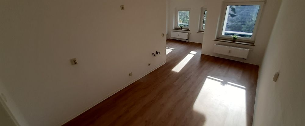 Beautifully renovated 3-room apartment in popular location with fitted kitchen - Foto 1