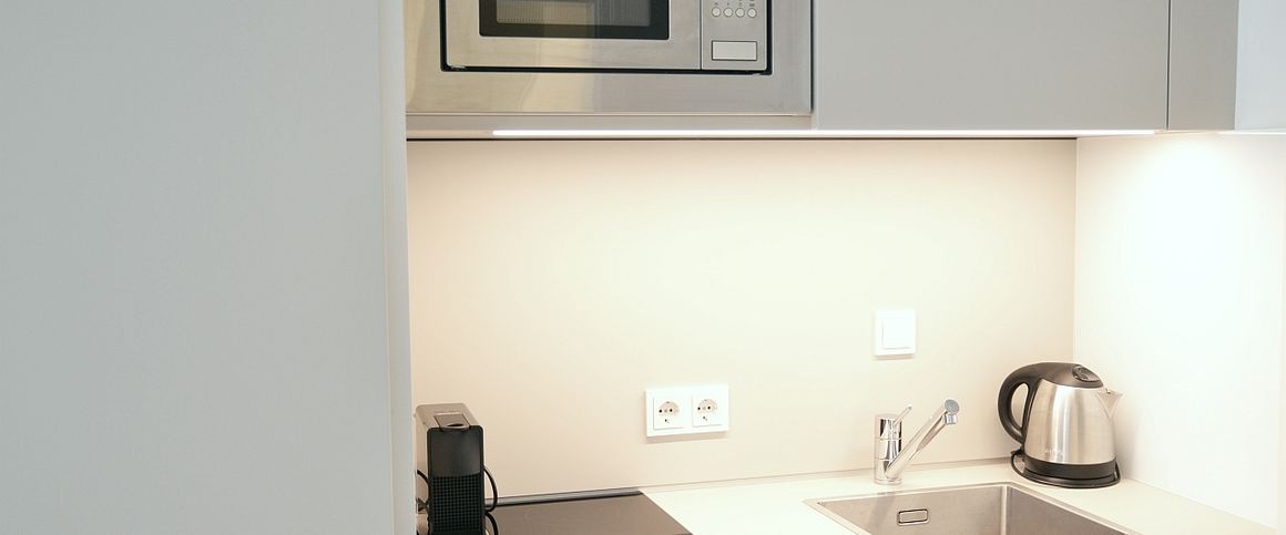 Modern möbliertes Design Apartment in TOP Lage von Lindenthal - Foto 1