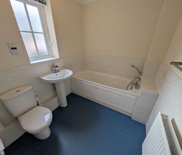 2 bedroom ground floor flat to rent - Photo 6