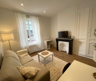 Location Appartement 1 pièce 23m² - Photo 2