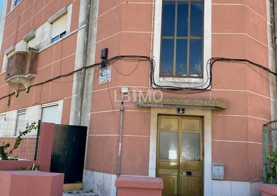 Apartamento T4 em Lisboa