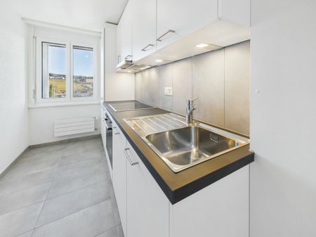 APPARTEMENT DE 2.5 PIÈCES RÉNOVÉ À LA CHAUX-DE-FONDS - À VISITER ! - Foto 3