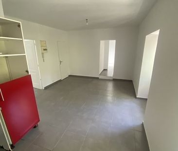 T3 - Photo 2