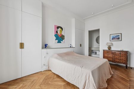 Tout savoir sur cet appartement dans le quartier Ecole Militaire, à Paris 7ème - Photo 3