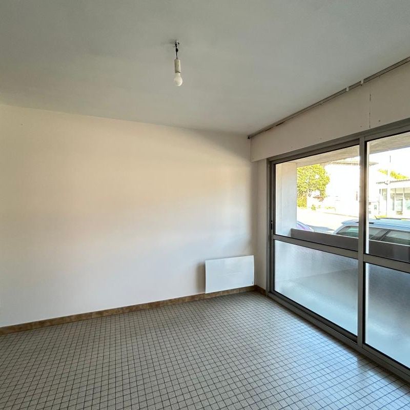 Location Appartement 2 pièces 49m² AIRE SUR L ADOUR 40800 - Photo 1