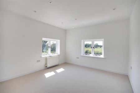 4 bedroom cottage to rent - Photo 3