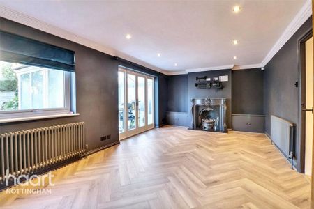 3 bedroom detached house to rent - Photo 3