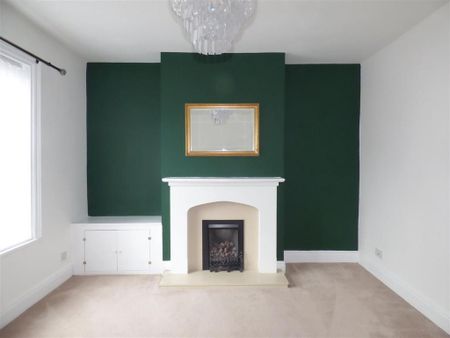 3 bedroom terraced house to rent - Photo 5
