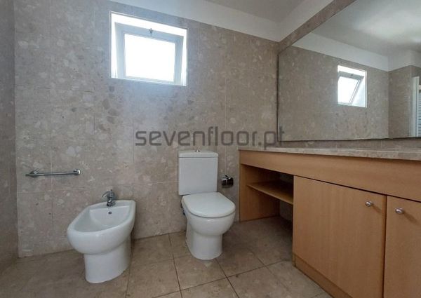 Apartamento T2+1 em Porto