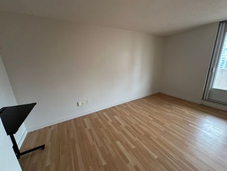 For Lease - 40 Homewood Avenue Unit# 1607, Toronto, Ontario - Photo 4