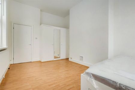 Gleneldon Mews, Streatham, SW16, London - Photo 5