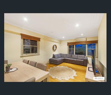 Warm & Inviting - Photo 6