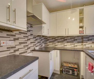 Oxford Road, Clacton-on-sea, CO15 - Photo 2