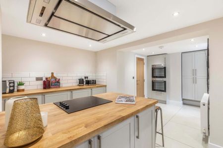 34 Delph Lane, Leeds, LS6 2HQ - Photo 4