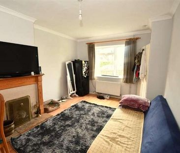 Bedroom Semi-detached House In Farncombe, GU7 - Photo 5