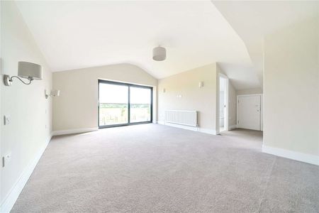 A stylishly presented contemporary home in charming rural location. - Photo 2