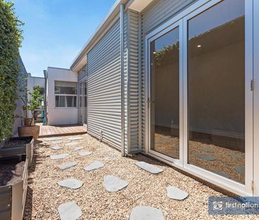 MODERN AND WELL APPOINTED IN CONVENIENT LOCATION - Photo 2