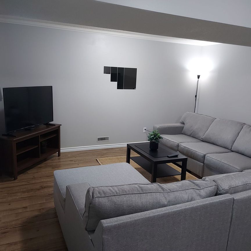 For Lease - 31 Josselyn Drive, London South, Ontario - Photo 1