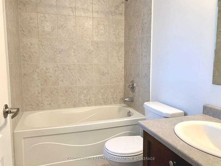 For Lease - 156 Golden Forest Road, Vaughan, Ontario - Photo 4