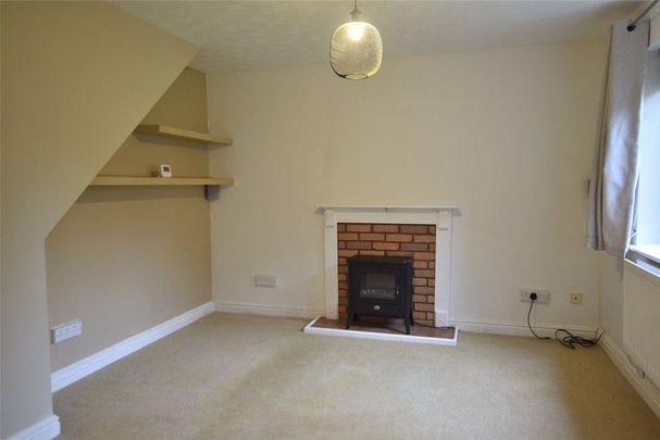 3 bedroom terraced house to rent - Photo 1