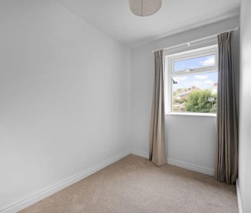 4 bedroom terraced house to rent - Photo 1