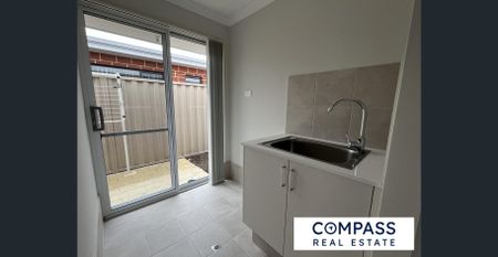 Beautiful Brand new 5 Bedroom House - Photo 5