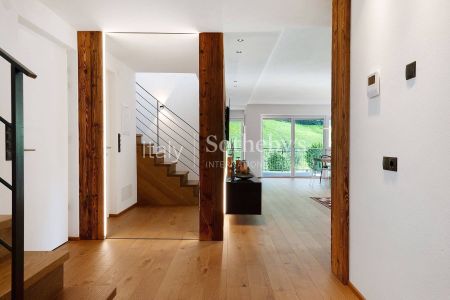 Modern apartment in the Dolomites - Photo 3