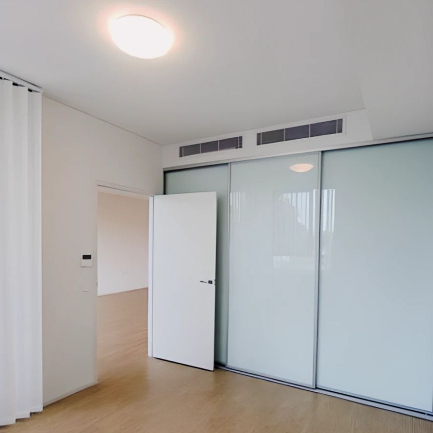 E401/1 Allengrove Crescent, North Ryde, NSW 2113, Sydney - Photo 1