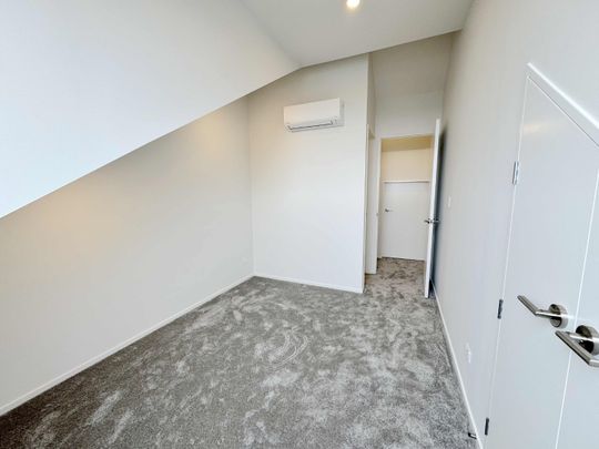 Brand-New Townhouse – Modern Style and Smart Design - Photo 1