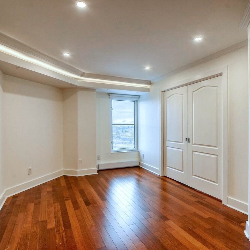 Condo for rent, Montréal (Saint-Laurent) - Photo 1