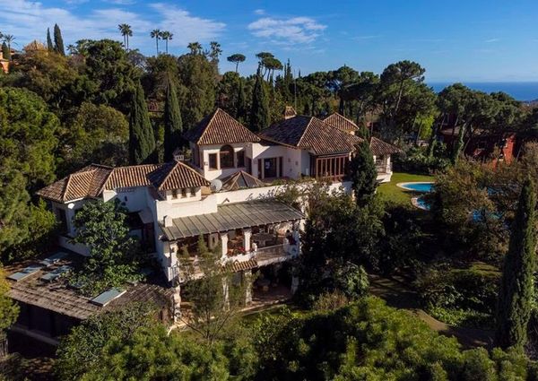 8 bedroom luxury Villa for rent in Benahavís, Spain