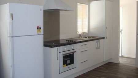 Furnished Studio Unit - Photo 3