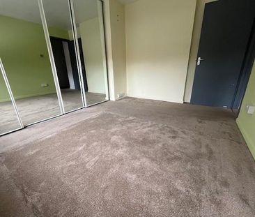 2 bedroom maisonette to rent - Photo 4