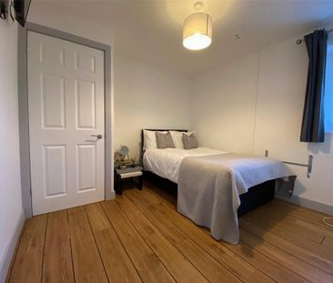1 bedroom property to rent - Photo 3