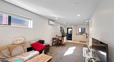 Welcome to 2/12 Biddle Crescent - Photo 2