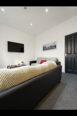 5 Bed Terraced House, Patterdale Road, L15 - Photo 1