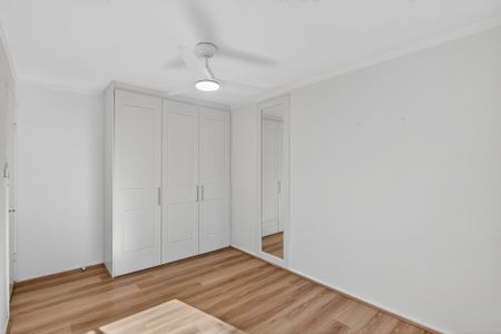 Modern Comfort & Easy-Care Living in a Prime Claremont Location - Photo 5