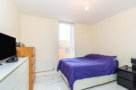 1 bedroom apartment to rent Brooklands Square, Milton Keynes, MK10 7NG - Photo 2