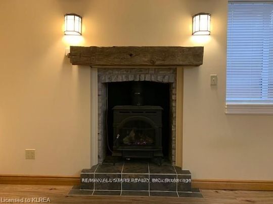 For Lease - 12 PARKWAY (LOWER) Avenue, Kawartha Lakes, Ontario - Photo 1