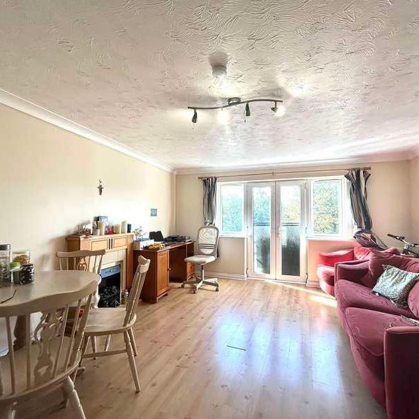 Winslet Place, Oxford Road, Reading, Berkshire, RG30 - Photo 1