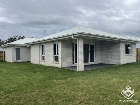 Newly Built 4 Bed 2 Bath 2 Car - Photo 2