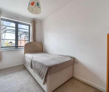 Quadrant Court, Jubilee Square, Reading, RG1 - Photo 4