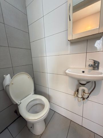 Studio Flat, High Road, IG1 - Photo 4