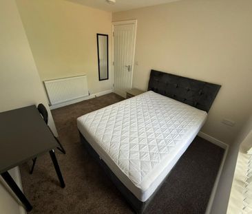 Flat 2, St Thomas Road, Preston - Photo 6