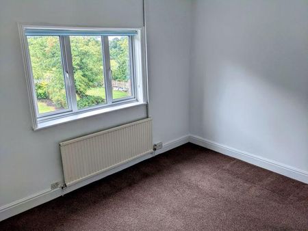 4 bedroom detached house to rent - Photo 3