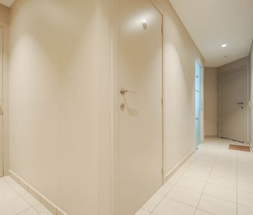 Goed gelegen appartement in centrum Sint-Eloois-Winkel - Photo 4