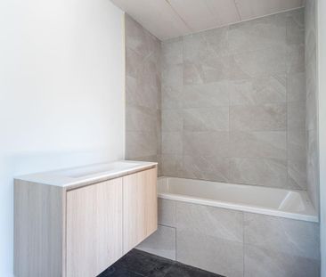 Location Maison 6 pièces 205m² ANNECY LE VIEUX 74940 - Photo 3
